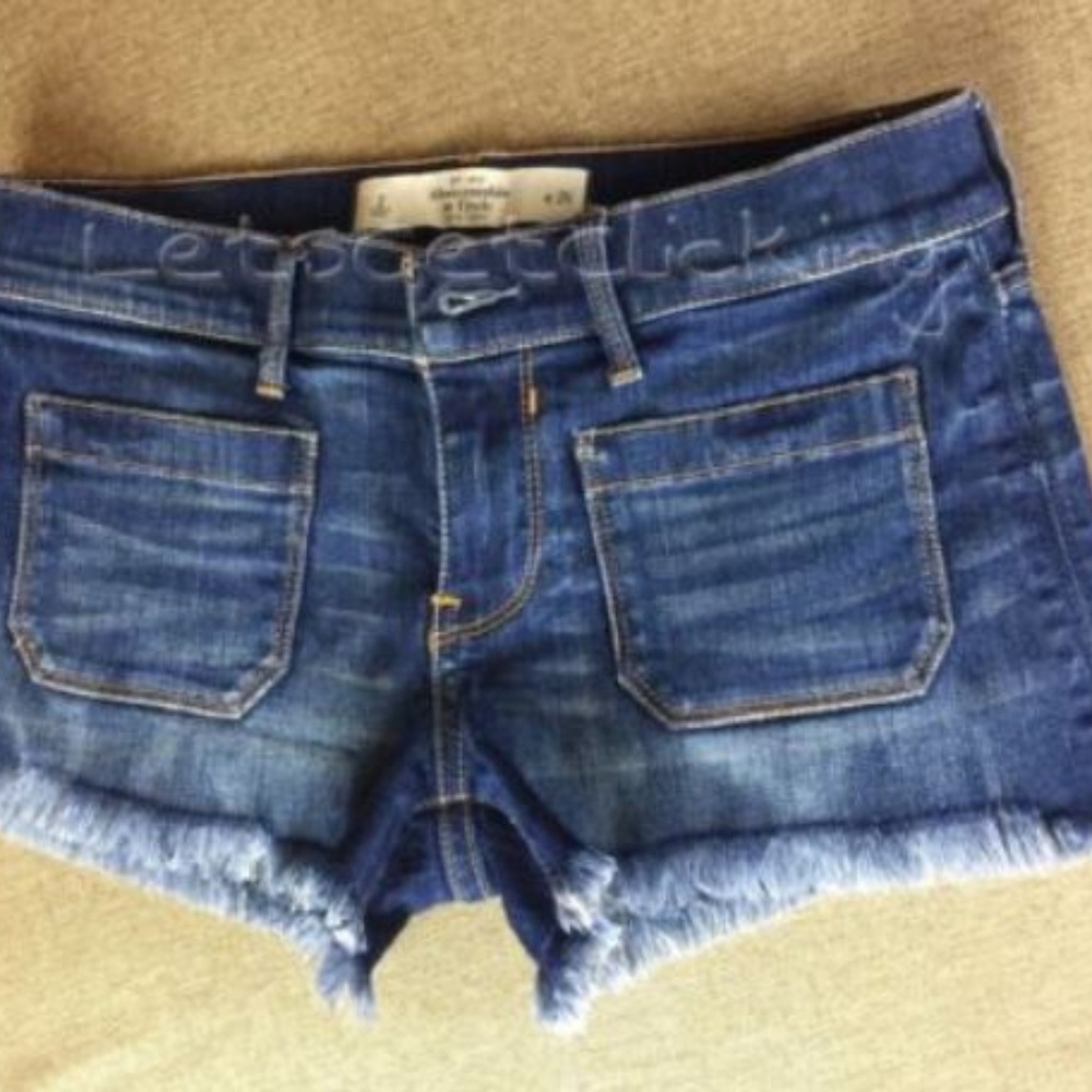 Abercrombie & Fitch Women's Shorts Size 2 W26